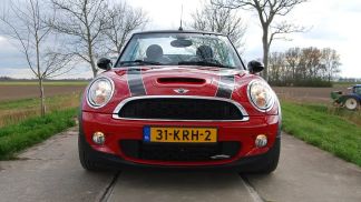 Financování Konvertibilní MINI John Cooper Works Cabrio 2010