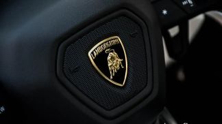 Finansowanie SUV Lamborghini Urus 2019