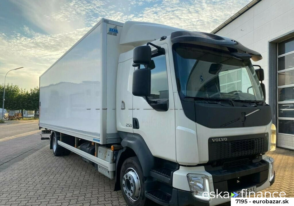 Special truck MERCEDES BENZ 2022