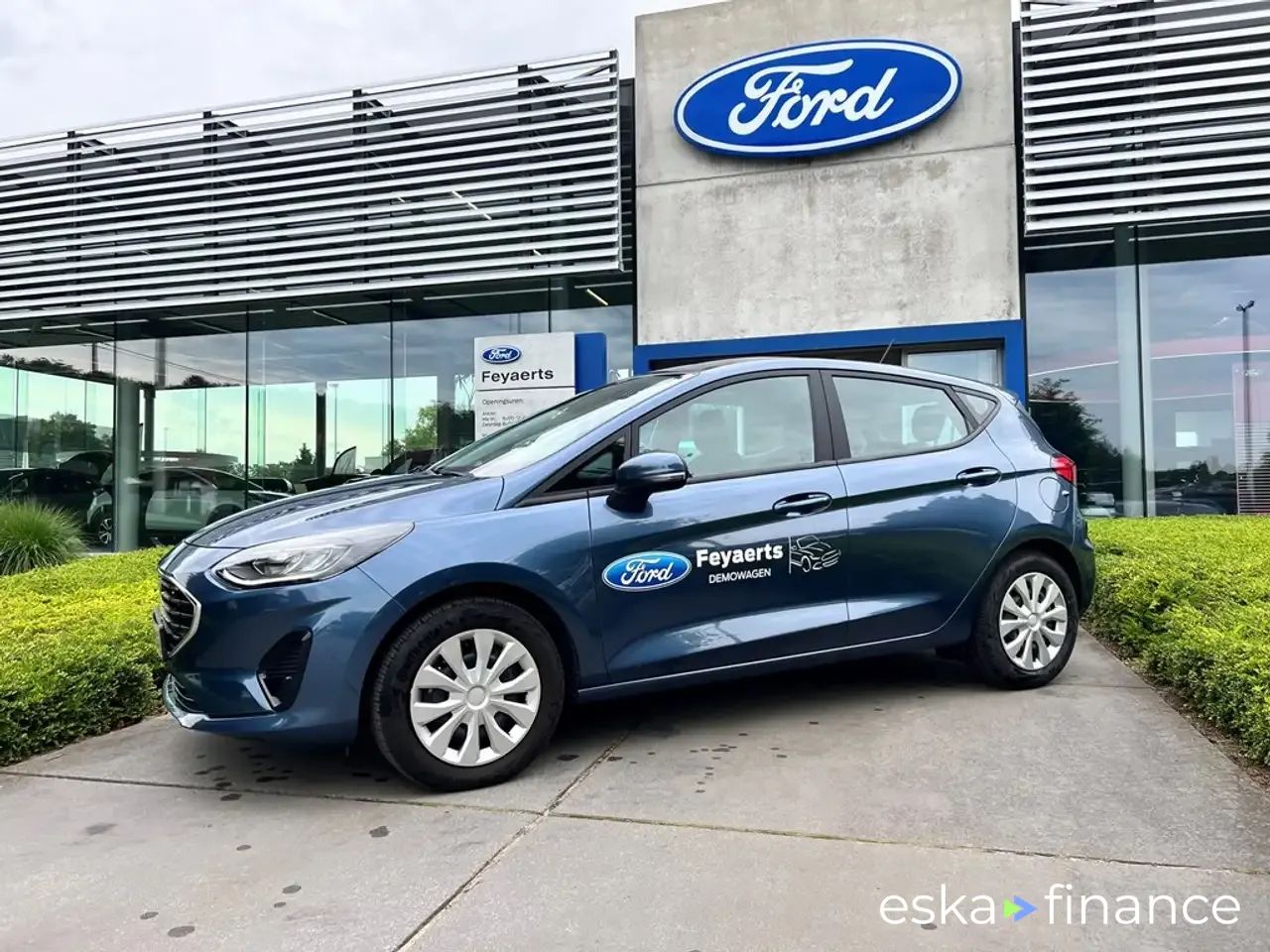 Lízing Hatchback Ford Fiesta 2023