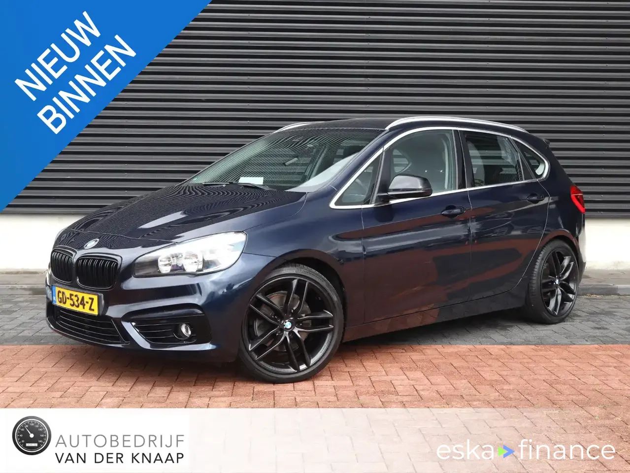 Leasing Hatchback BMW 220 2015