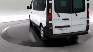 Lízing Hatchback Renault Trafic 2024