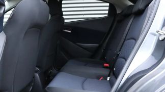 Leasing Hatchback Mazda 2 2016