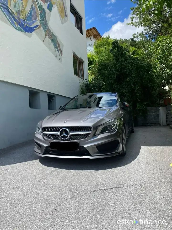 Lízing Kupé MERCEDES CLA 200 2016