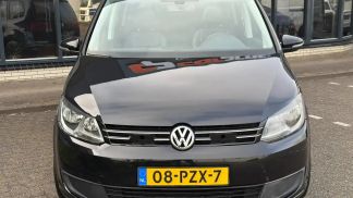 Financování Hatchback Volkswagen Touran 2011
