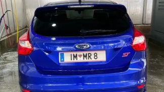 Lízing Sedan Ford Focus 2014