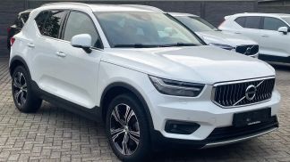 Finansowanie SUV Volvo XC40 2021