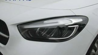 Lízing Sedan MERCEDES B 180 2023