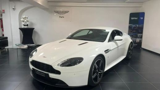 Aston Martin VANTAGE 2016