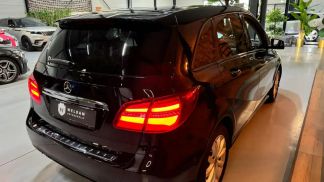 Lízing Hatchback MERCEDES B 180 2018