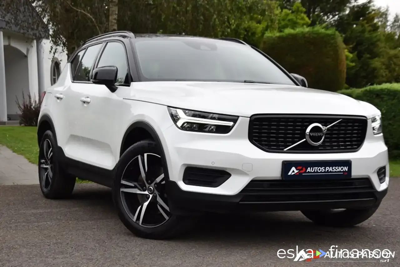 Leasing SUV Volvo XC40 2020