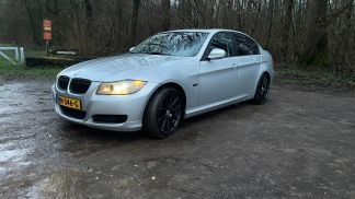 Finansowanie Sedan BMW 330 2010