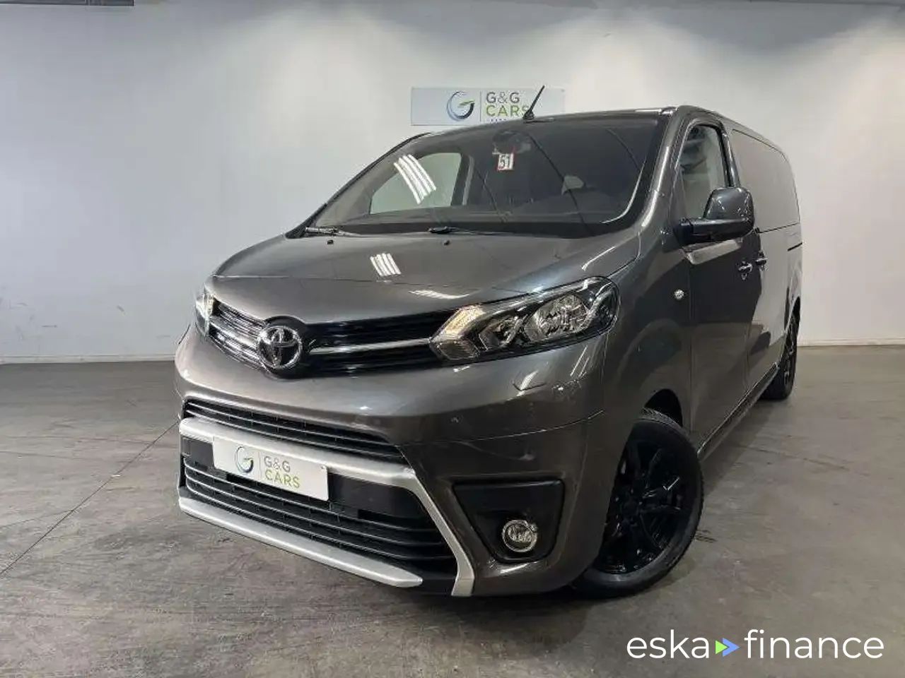 Leasing Sedan Toyota Proace 2022