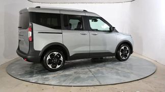 Lízing Hatchback Ford Tourneo Courier 2026