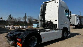 Leasing Tractor unit Volvo FH4 2022