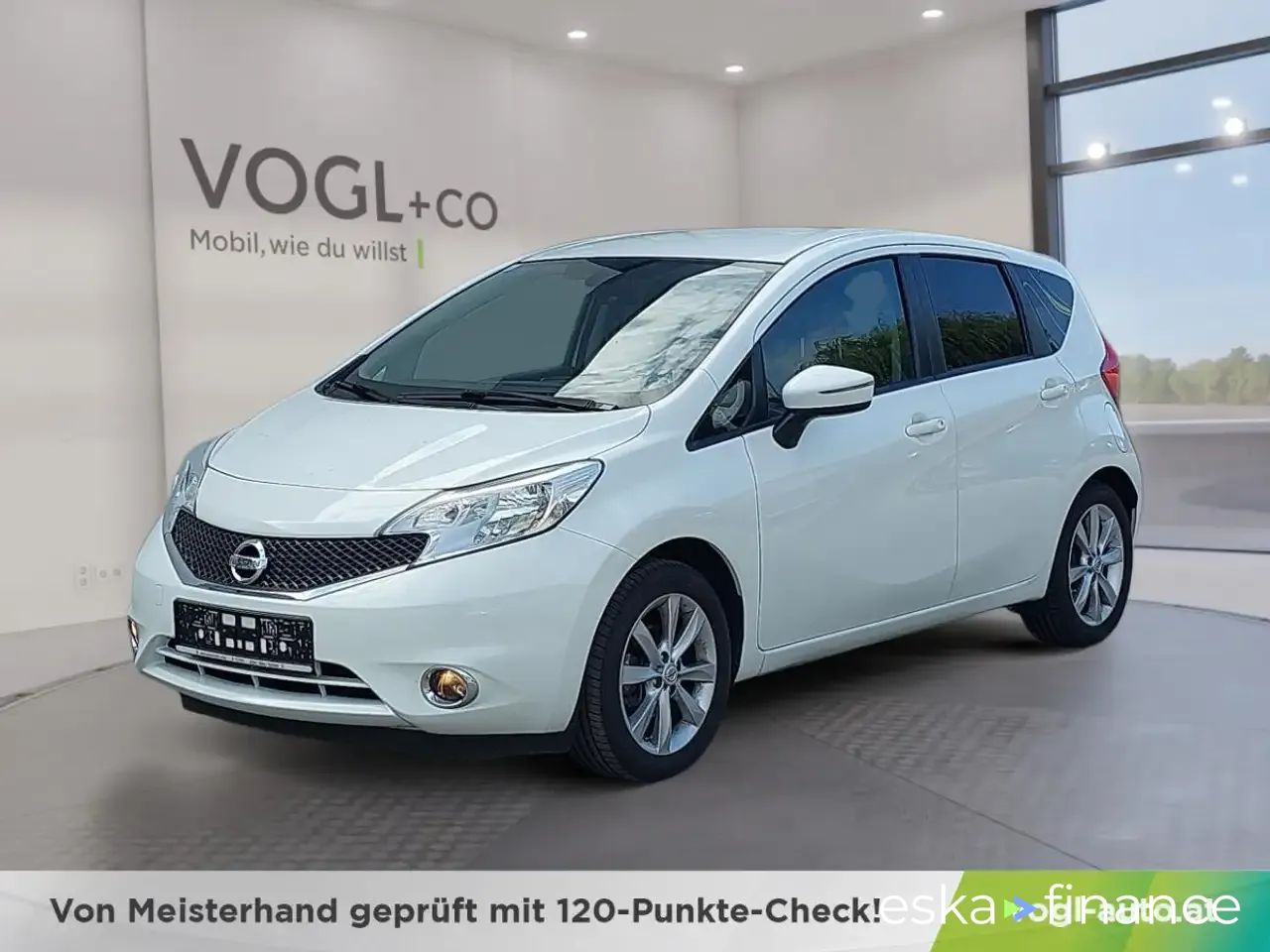 Hatchback Nissan Note 2015