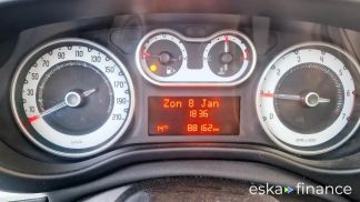 Lízing Hatchback Fiat 500L 2014