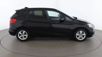 Lízing Hatchback BMW 218 2015