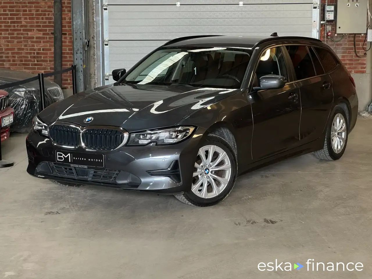 Lízing Kombi BMW 318 2020
