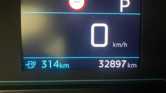 Lízing Sedan Peugeot 208 2022
