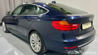 Lízing Hatchback BMW 320 2016