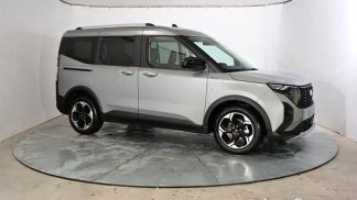 Lízing Hatchback Ford Tourneo Courier 2026