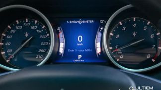 Leasing Sedan Maserati Ghibli 2015