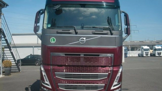 Finansowanie Ciągnik siodłowy Volvo FH 2023