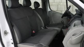 Lízing Hatchback Opel Vivaro 2013