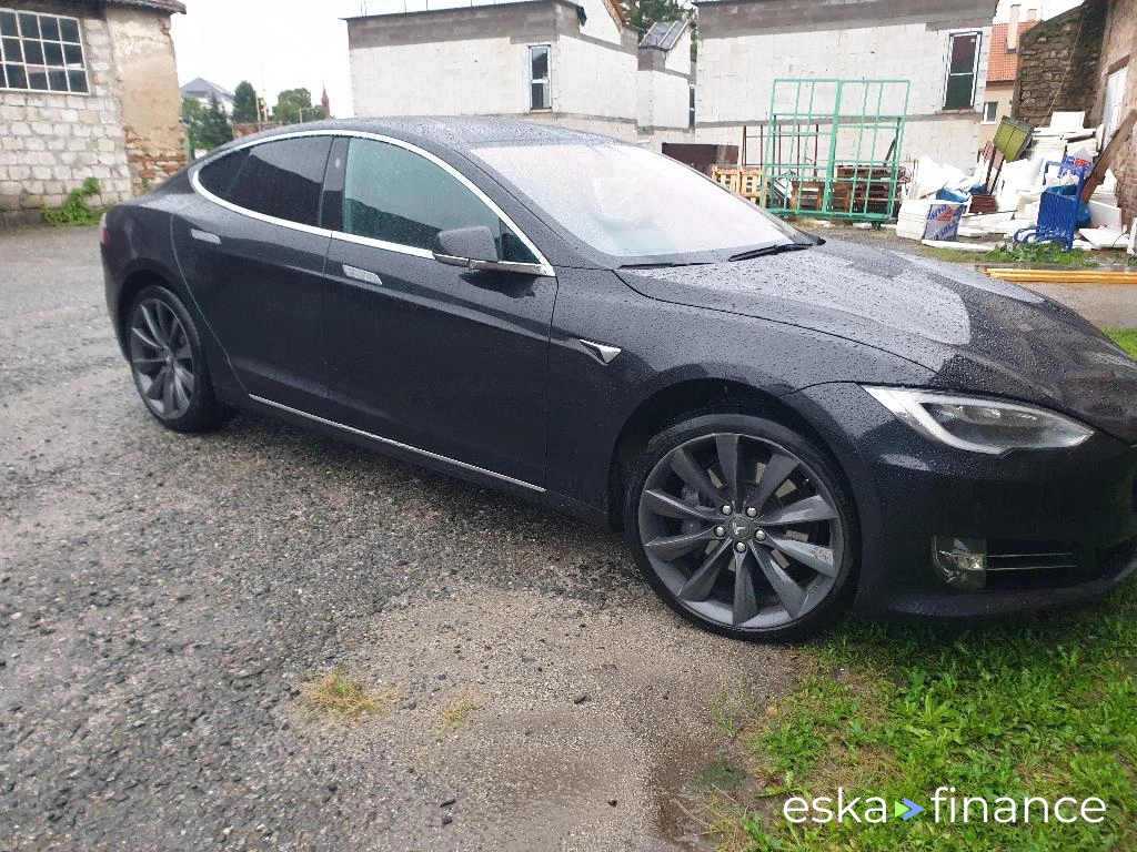 Lízing Sedan Tesla Model S 2018