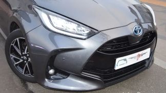 Leasing Sedan Toyota Yaris 2022