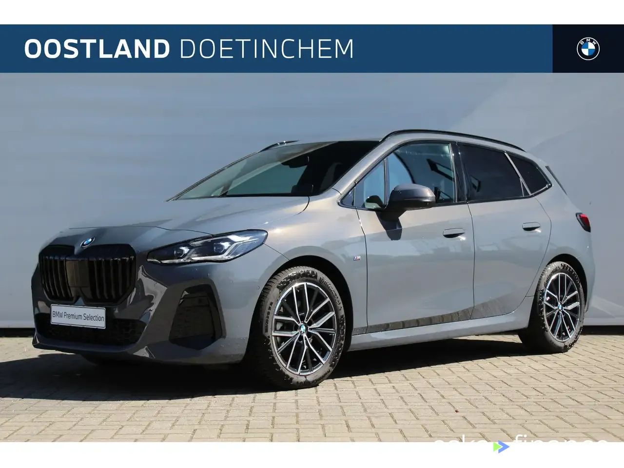 Lízing Hatchback BMW 220 2024