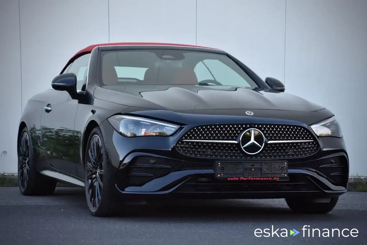 Finansowanie Zamienny MERCEDES CLE 220 2024