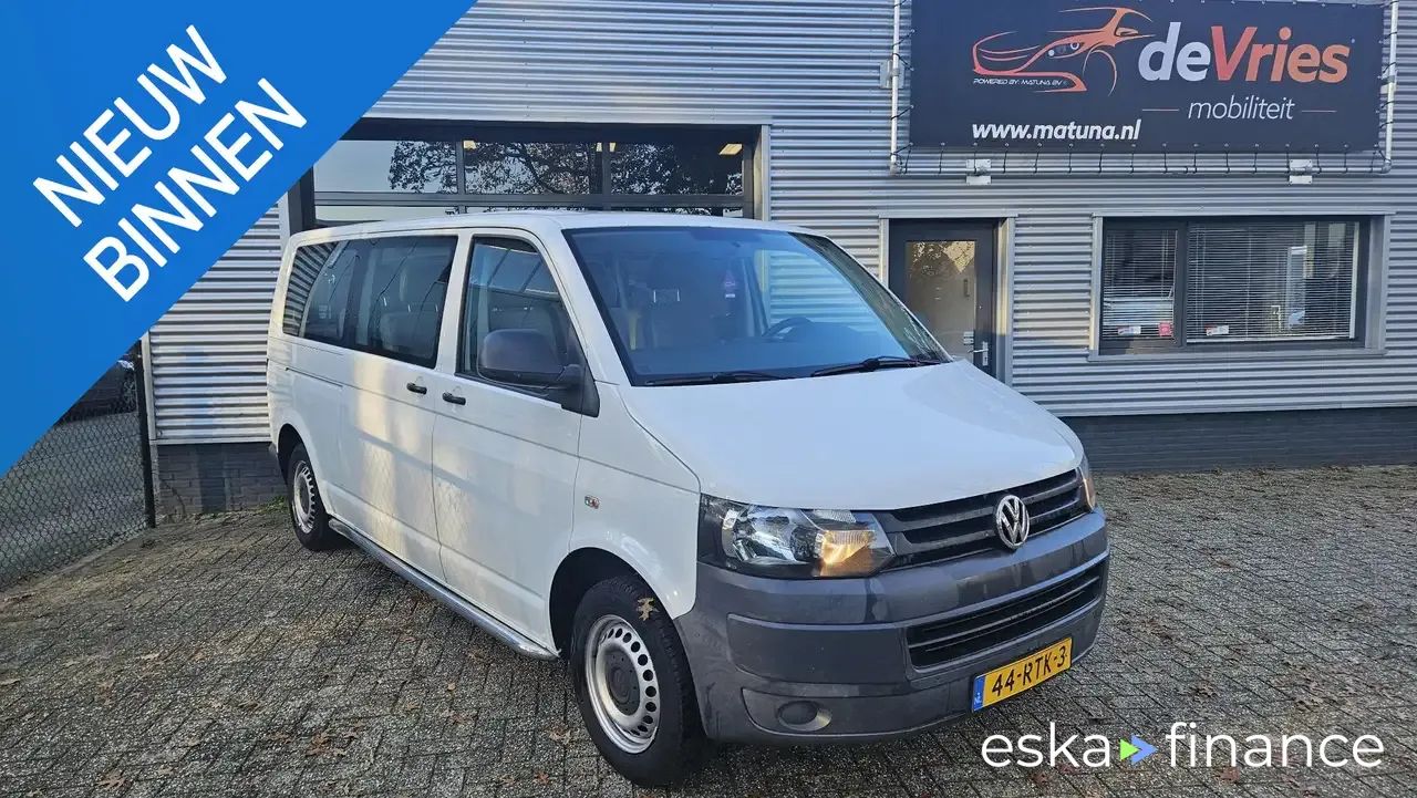 Leasing Hatchback Volkswagen T5 Transporter 2011