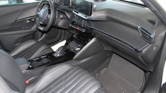 Lízing Hatchback Peugeot 2008 2020