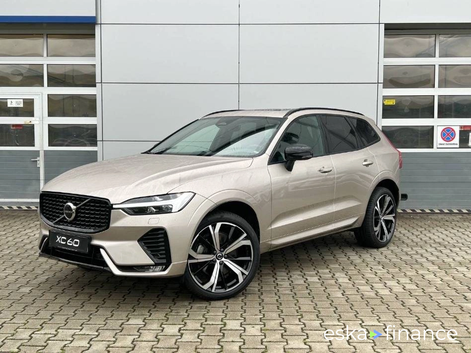 Lízing SUV Volvo XC60 2023