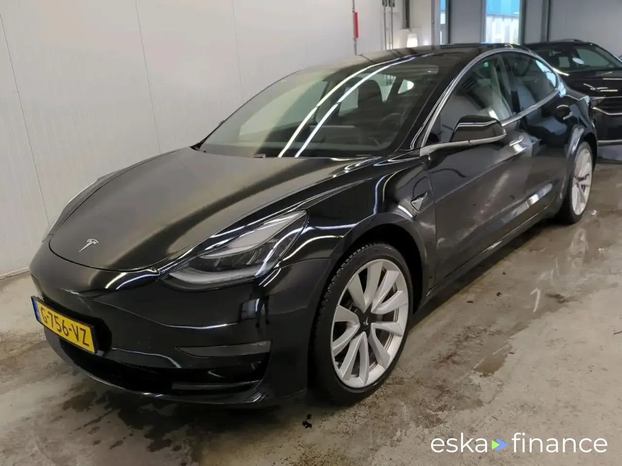Lízing Sedan Tesla Model 3 2019