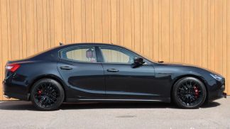 Lízing Sedan Maserati Ghibli 2016