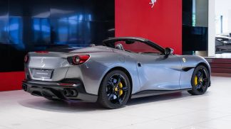 Financování Konvertibilní Ferrari Portofino 2018