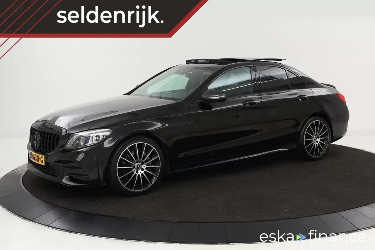 Finansowanie Sedan MERCEDES C 180 2019