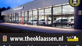 Lízing Hatchback BMW 225 2016