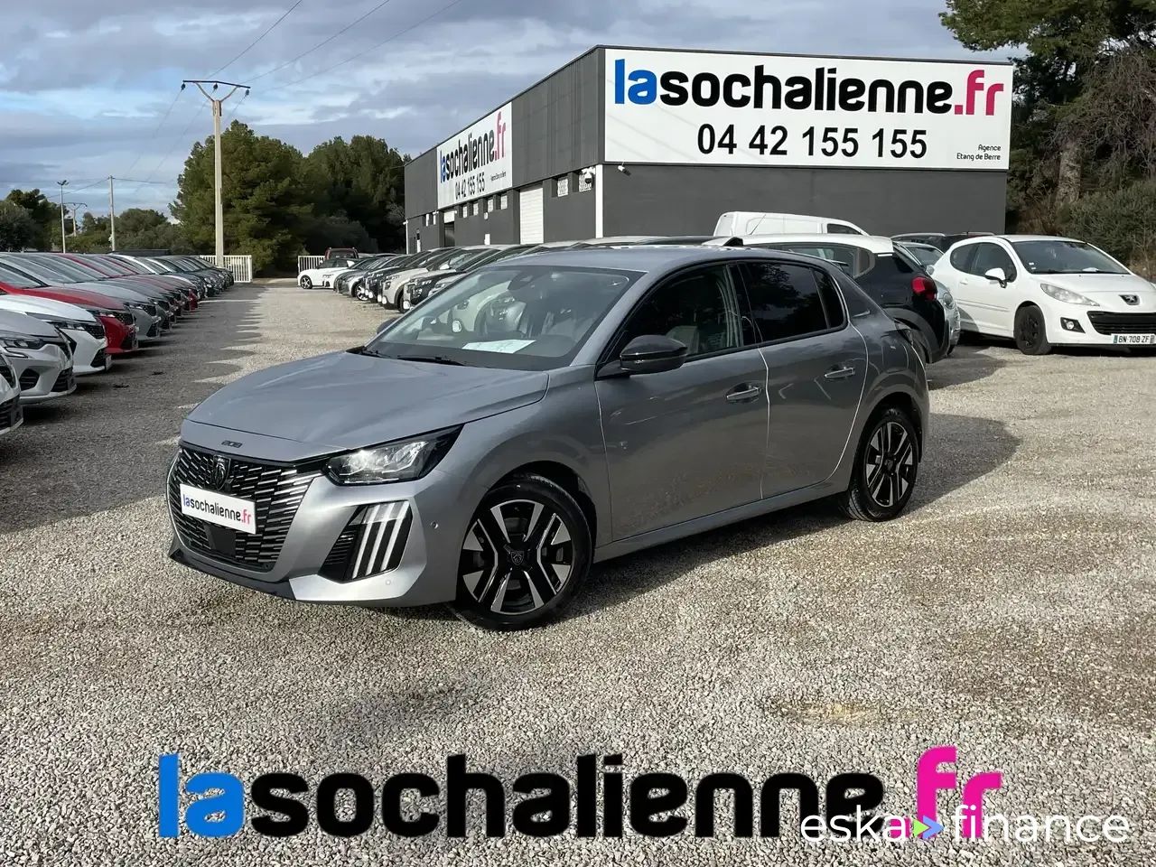 Lízing Sedan Peugeot 208 2024