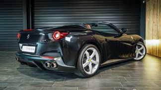 Financování Konvertibilní Ferrari Portofino 2019