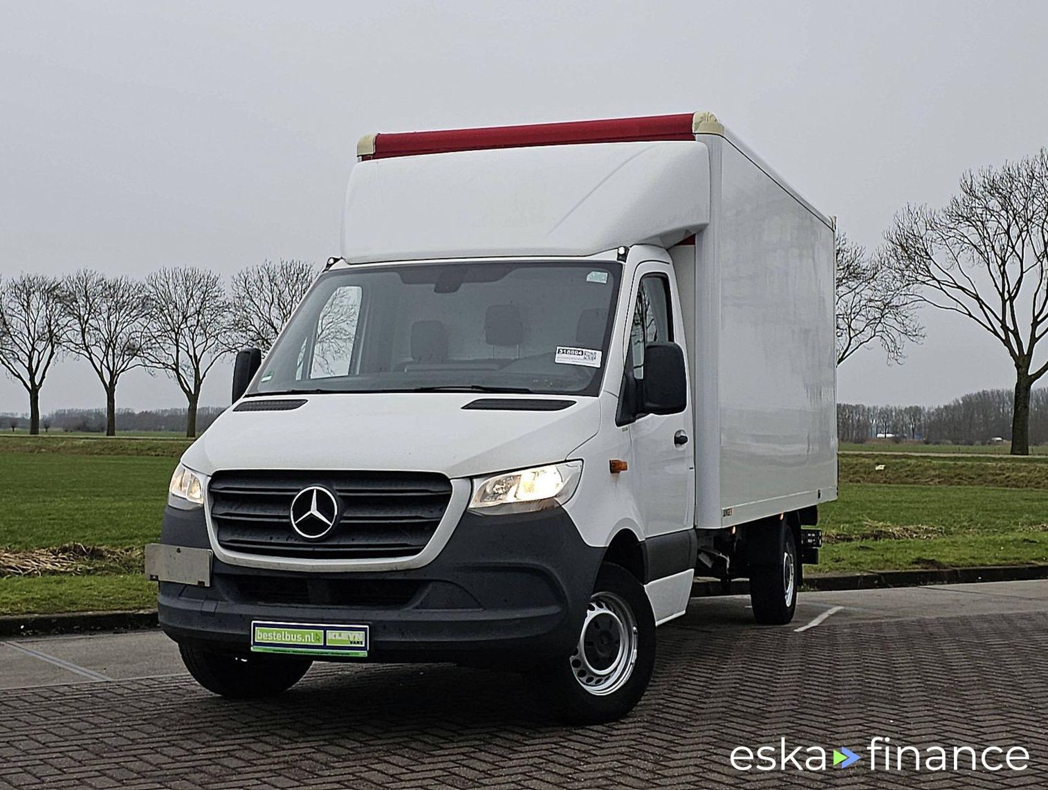 Lízing Uzavretý box Mercedes-Benz SPRINTER 316 2019