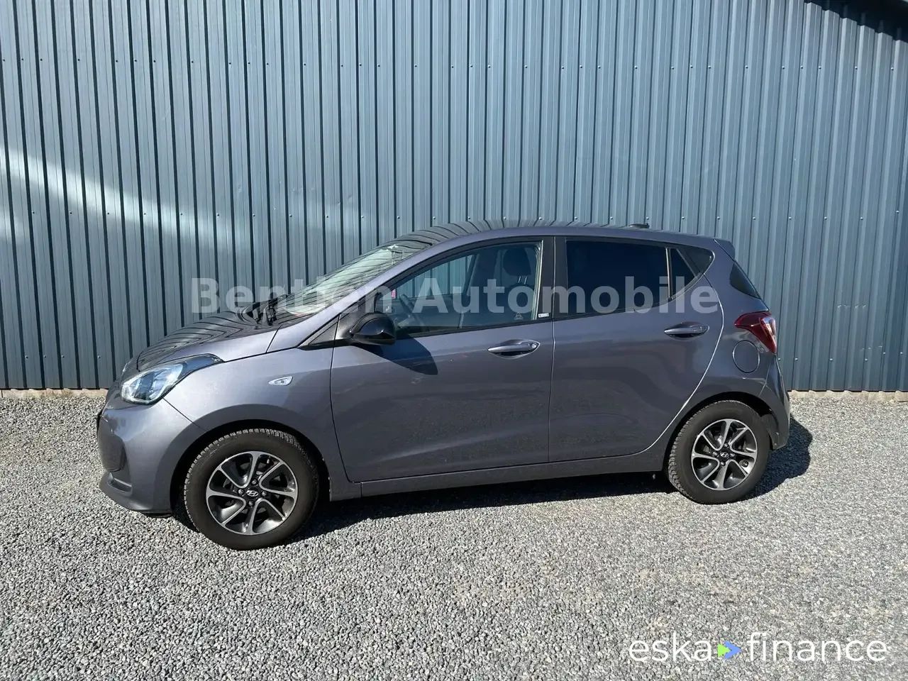 Financování Hatchback Hyundai i10 2019