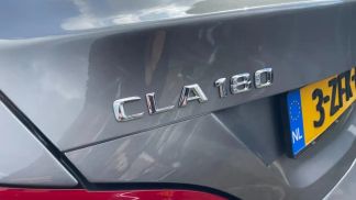 Lízing Sedan MERCEDES CLA 180 2015