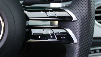 Lízing Sedan MERCEDES E 300 2023