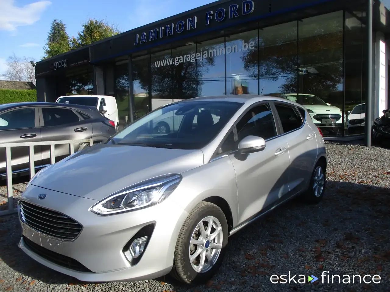 Financování Sedan Ford Fiesta 2021