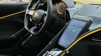 Financování Kupé Ferrari Roma 2021