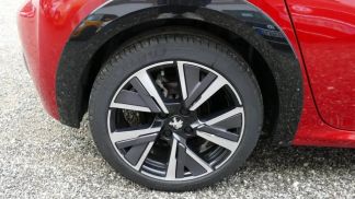Lízing Hatchback Peugeot 208 2019